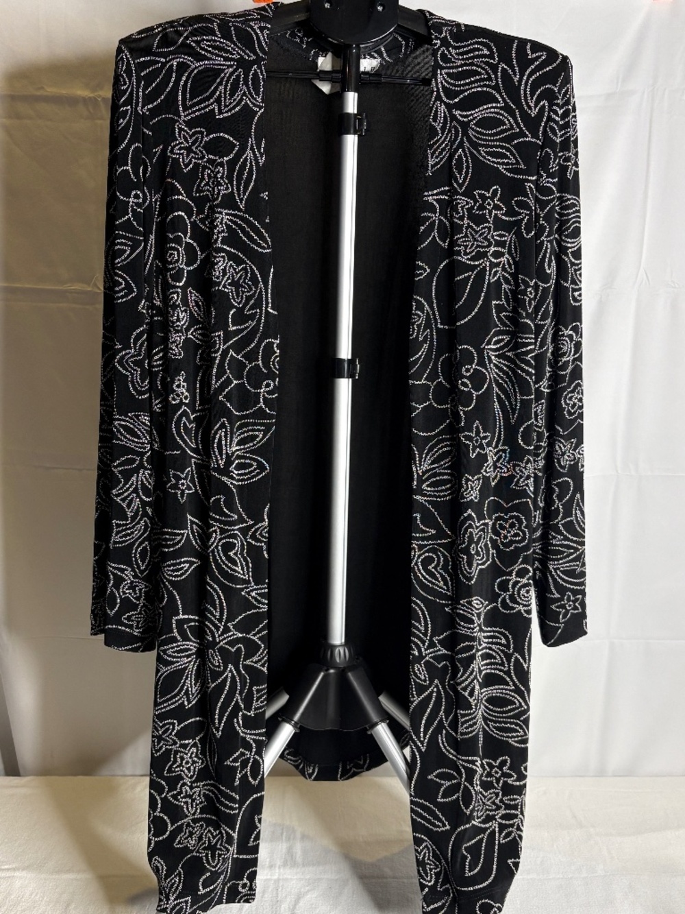 Ronni Nicole II Sport Black & White Floral Open Front Cardigan Jacket Size 1X